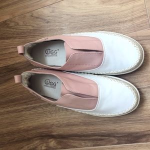 Australia UGG leather sneaker, only use twice